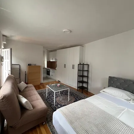 Malin Apartment