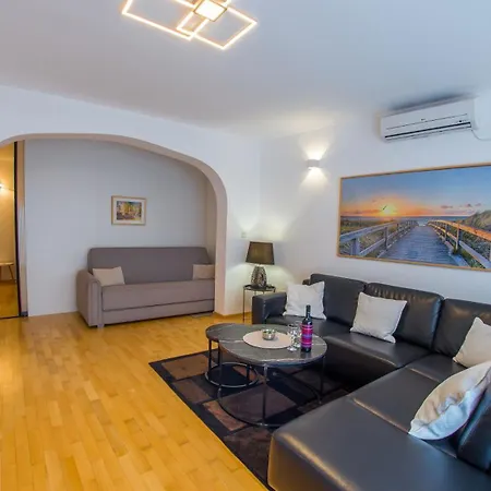 Malin Mostar